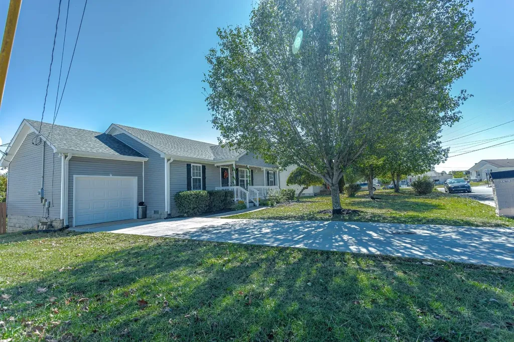 1175 Gardendale Drive Murfreesboro TN 37130