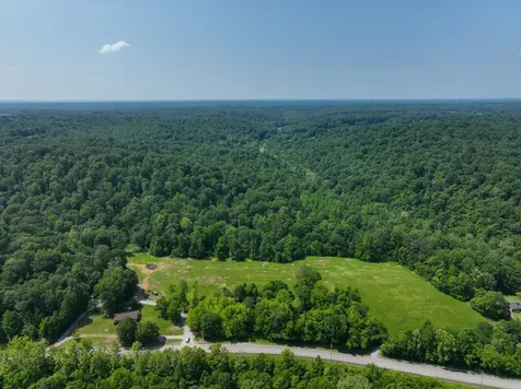 3846 Vernon Creek Cunningham TN 37052