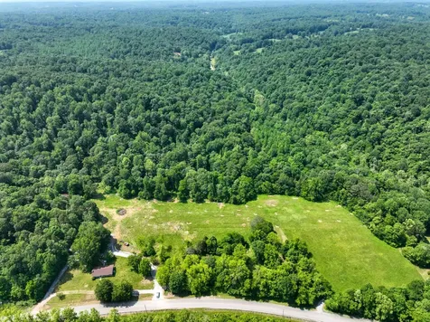 3846 Vernon Creek Cunningham TN 37052