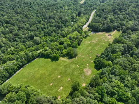 3846 Vernon Creek Cunningham TN 37052