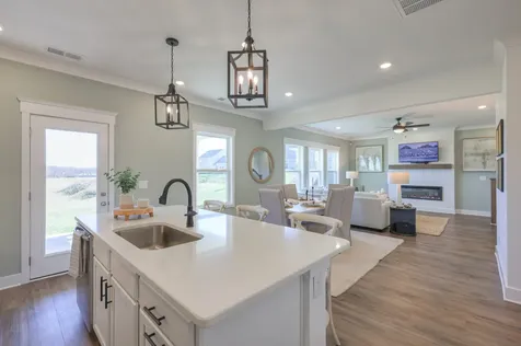 125 Finnley Gallatin TN 37066