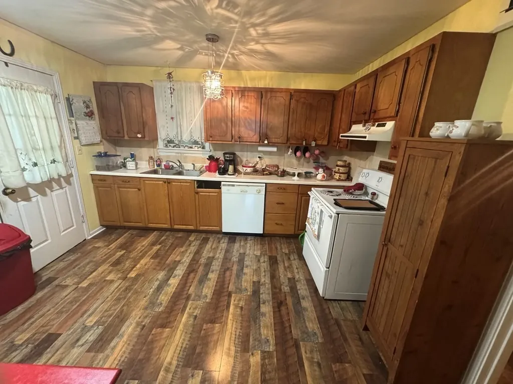 146 Mimosa Street Camden TN 38320