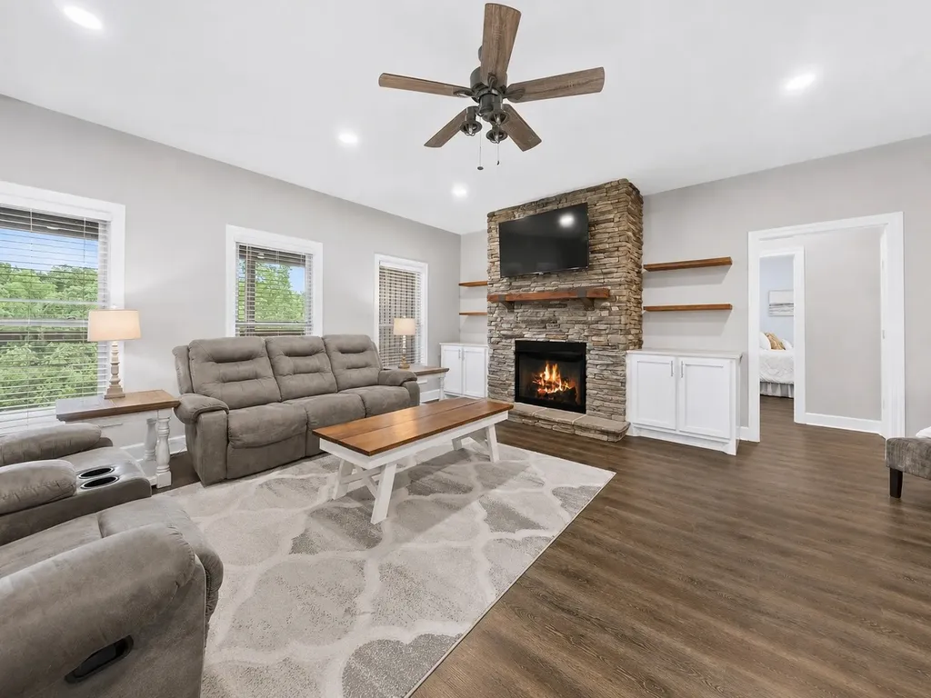 217 Rockhouse Road Hohenwald TN 38462