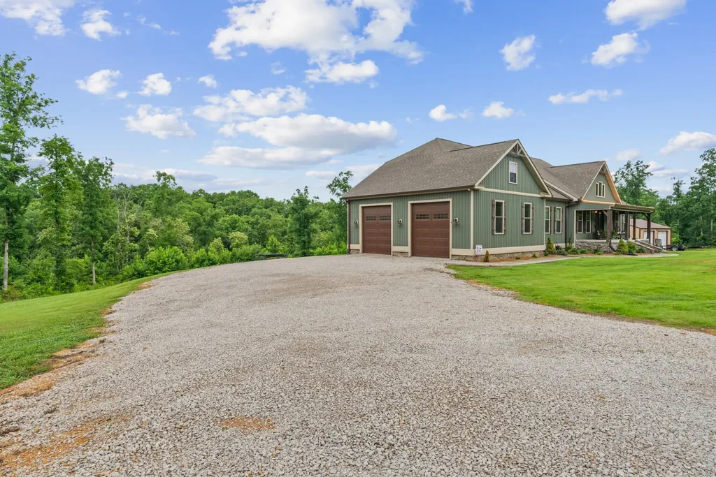 217 Rockhouse Road Hohenwald TN 38462