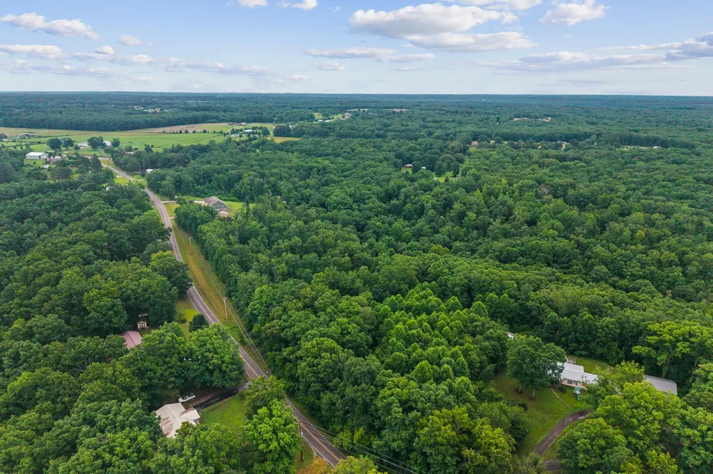 217 Rockhouse Road Hohenwald TN 38462