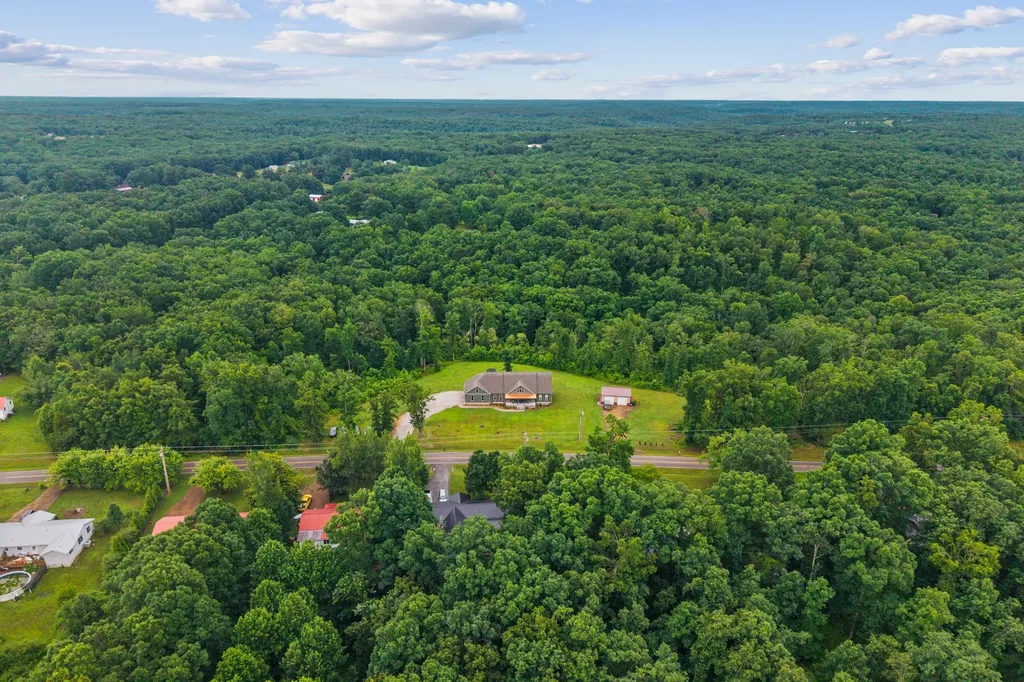 217 Rockhouse Road Hohenwald TN 38462