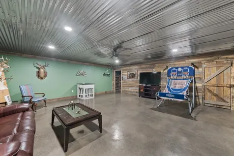 217 Rockhouse Road Hohenwald TN 38462