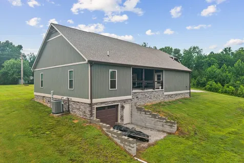 217 Rockhouse Road Hohenwald TN 38462
