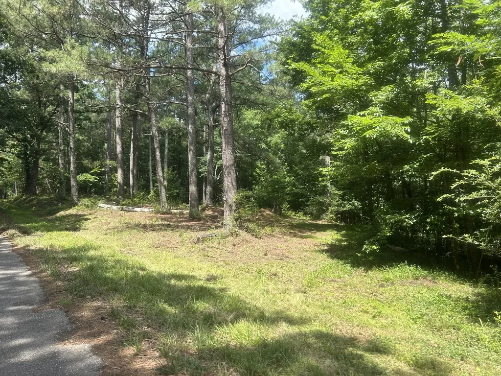 760 Chestnut Hill Road Eva TN 38333
