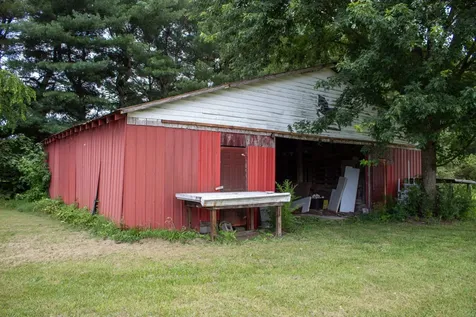 137 James Robert Lane Manchester TN 37355
