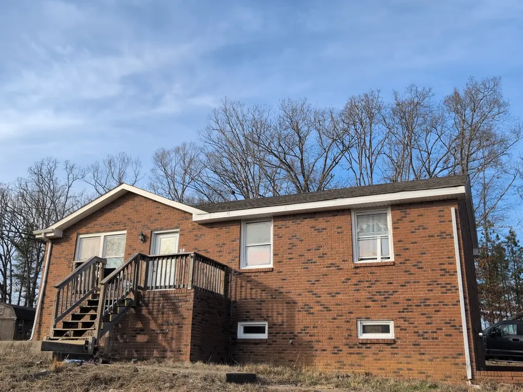 4563 Cumberland City Road Indian Mound TN 37079