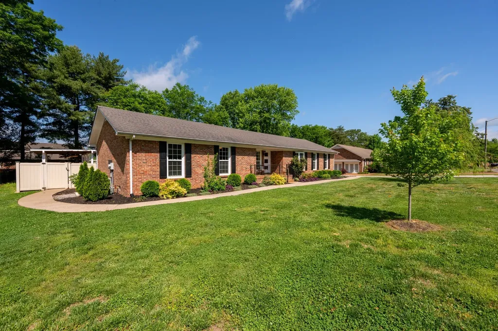 2607 Regency Park Drive Murfreesboro TN 37129