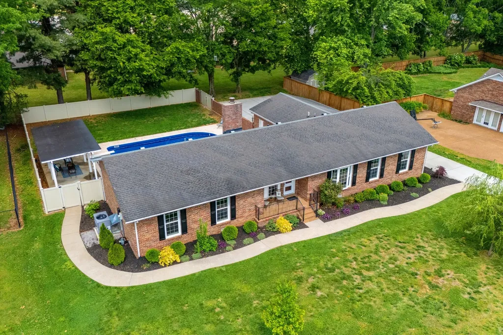 2607 Regency Park Drive Murfreesboro TN 37129
