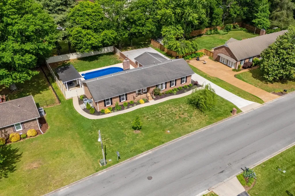 2607 Regency Park Drive Murfreesboro TN 37129