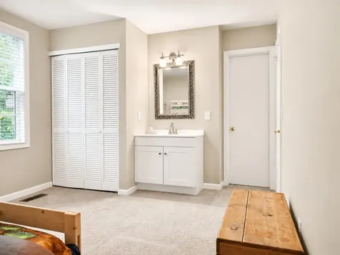 946 Coarsey Drive Nashville TN 37217