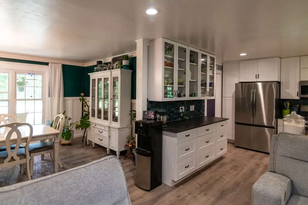 7636 Liberty Road Scotts Hill TN 38374