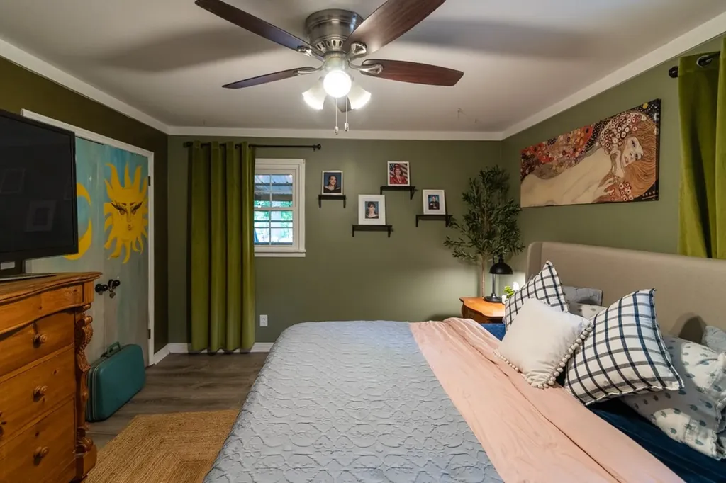 7636 Liberty Road Scotts Hill TN 38374