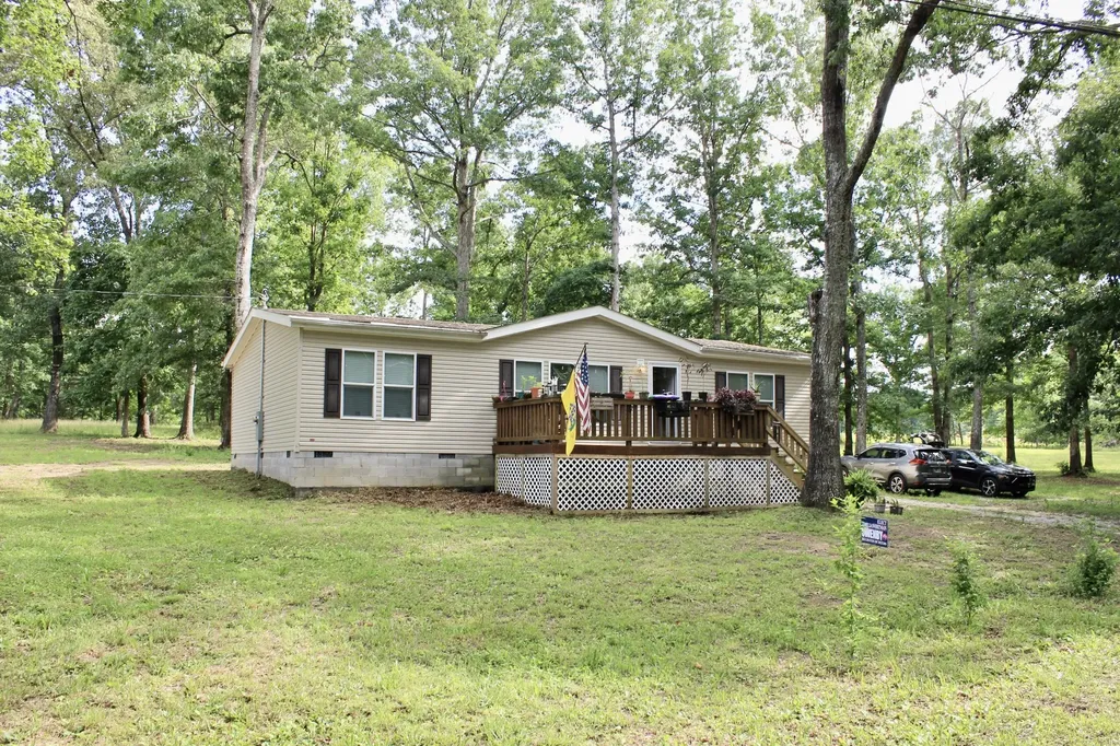 250 Clifford Dykes Road Tracy City TN 37387