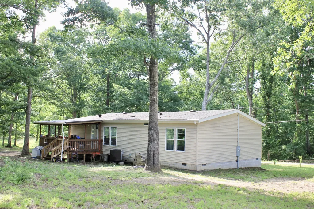 250 Clifford Dykes Road Tracy City TN 37387