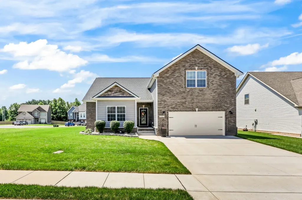 232 Ledina Court Clarksville TN 37043