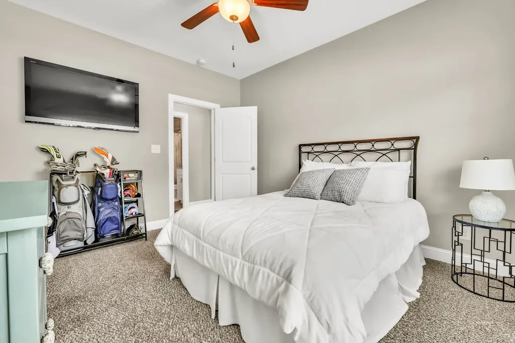 232 Ledina Court Clarksville TN 37043