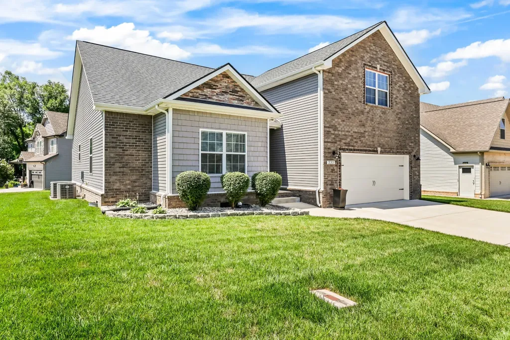 232 Ledina Court Clarksville TN 37043