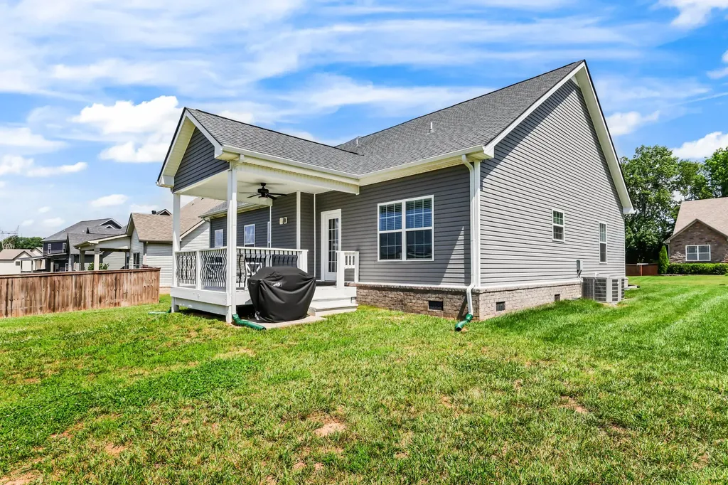 232 Ledina Court Clarksville TN 37043