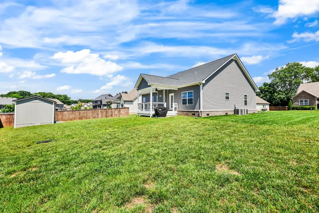 232 Ledina Court Clarksville TN 37043