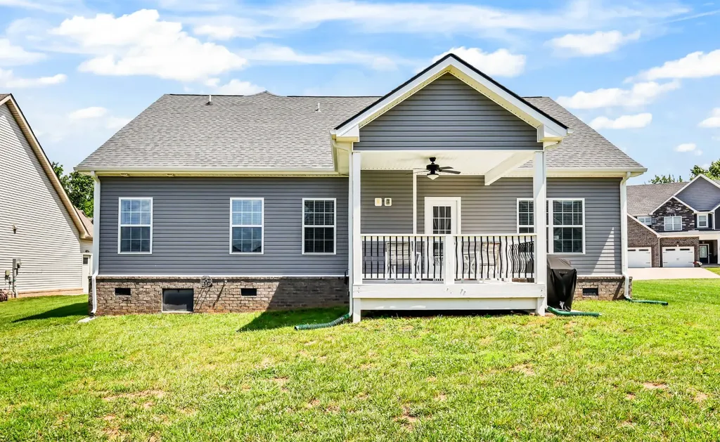 232 Ledina Court Clarksville TN 37043