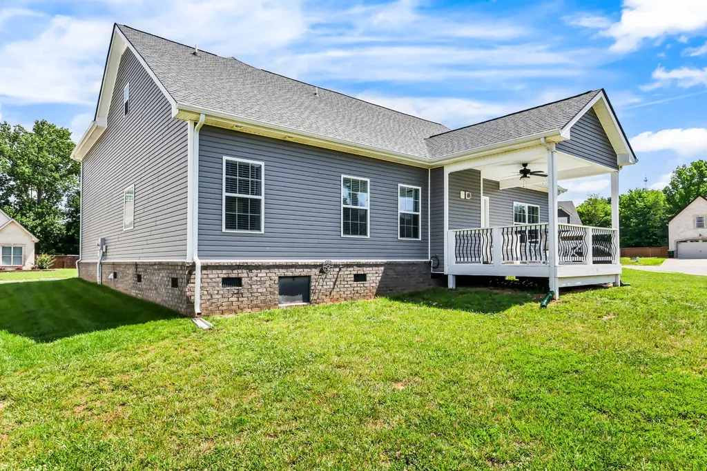 232 Ledina Court Clarksville TN 37043