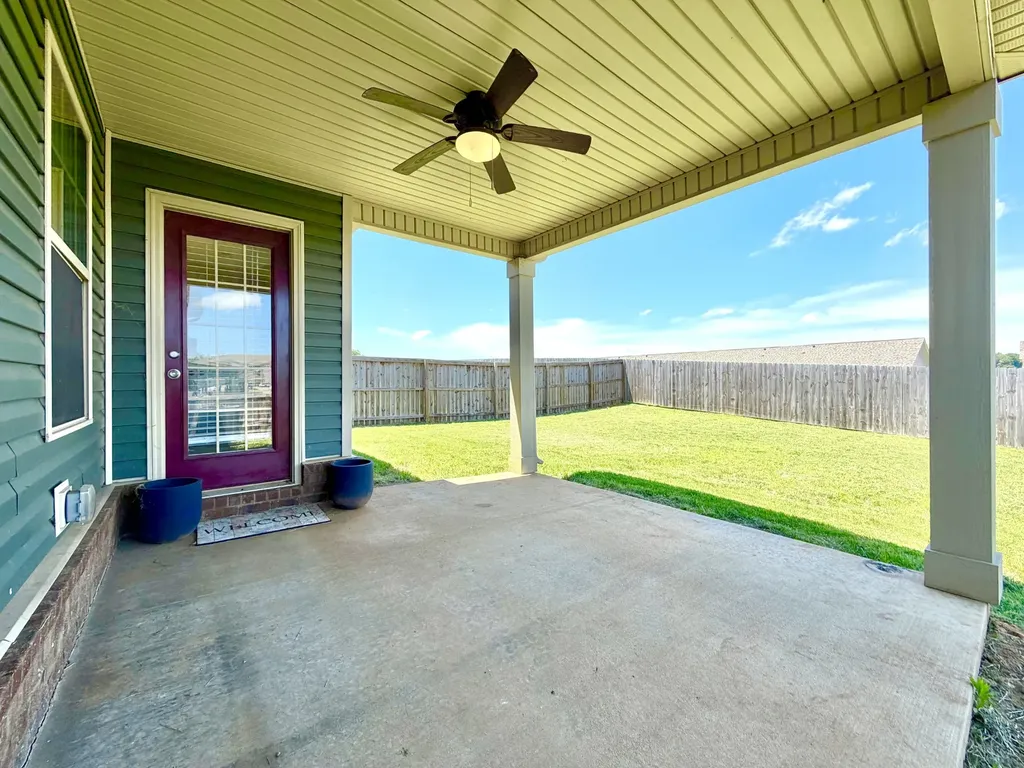 1961 Sydney Louise Drive Clarksville TN 37042