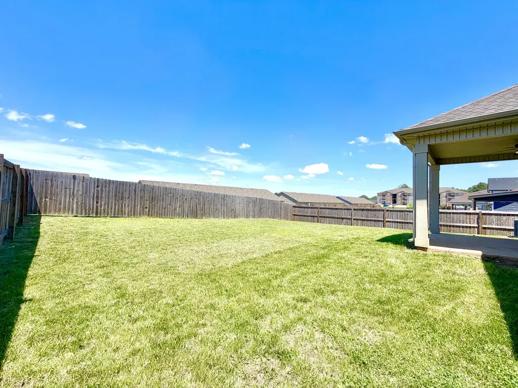 1961 Sydney Louise Drive Clarksville TN 37042
