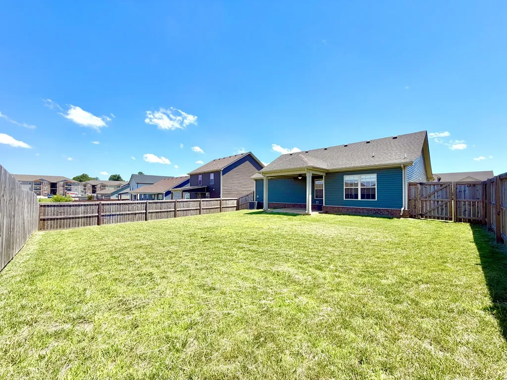 1961 Sydney Louise Drive Clarksville TN 37042