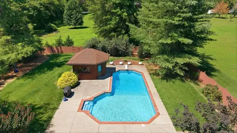 213 Bradshaw Road Lebanon TN 37087