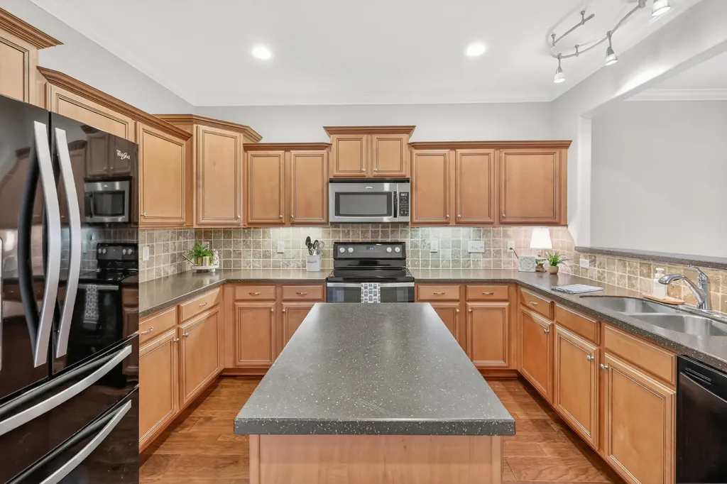 306 Whiteamore Run Murfreesboro TN 37128