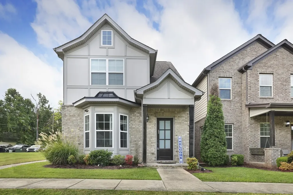 200 Cedar Place Row Nashville TN 37221