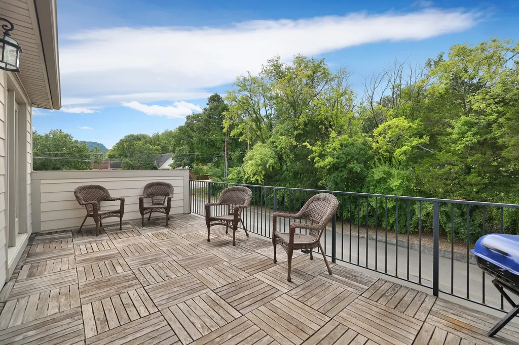 200 Cedar Place Row Nashville TN 37221