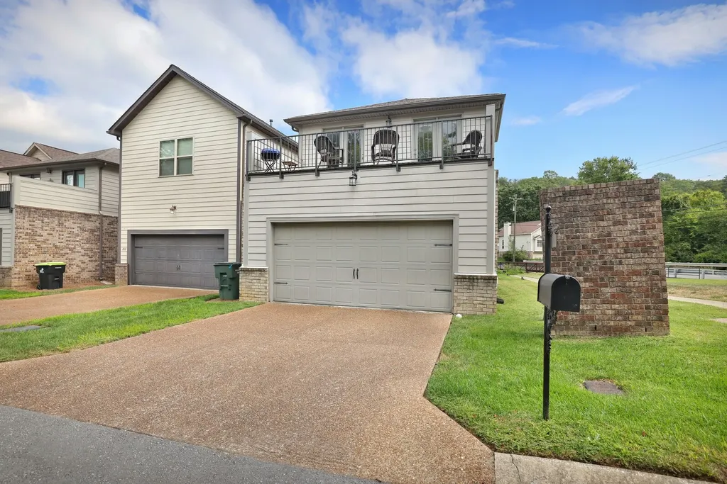 200 Cedar Place Row Nashville TN 37221