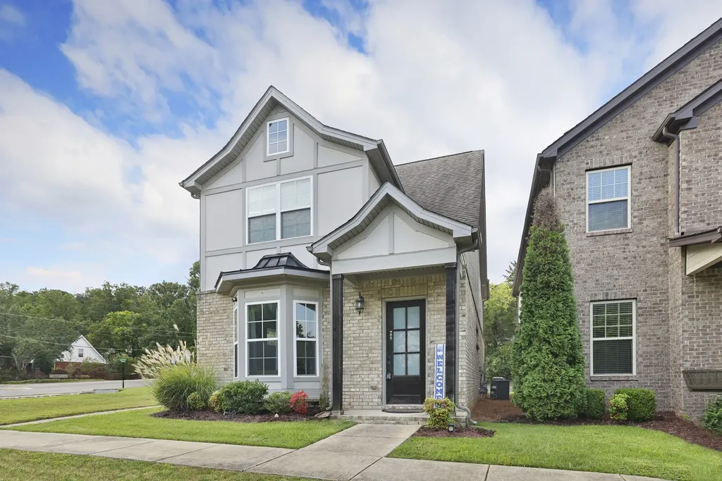 200 Cedar Place Row Nashville TN 37221