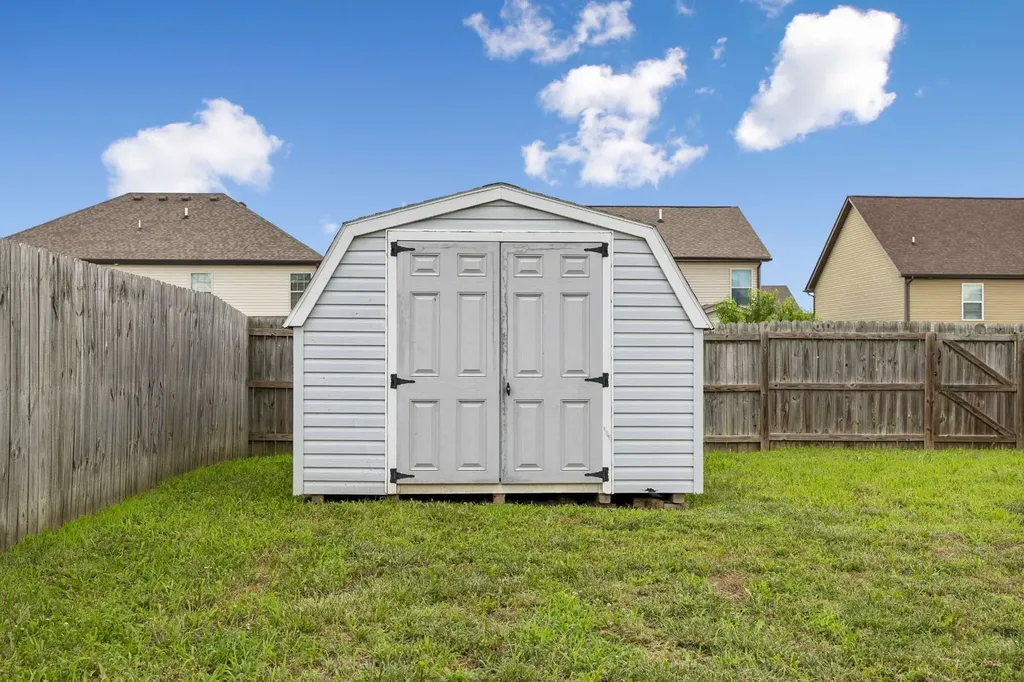 1240 Winterset Drive Clarksville TN 37040