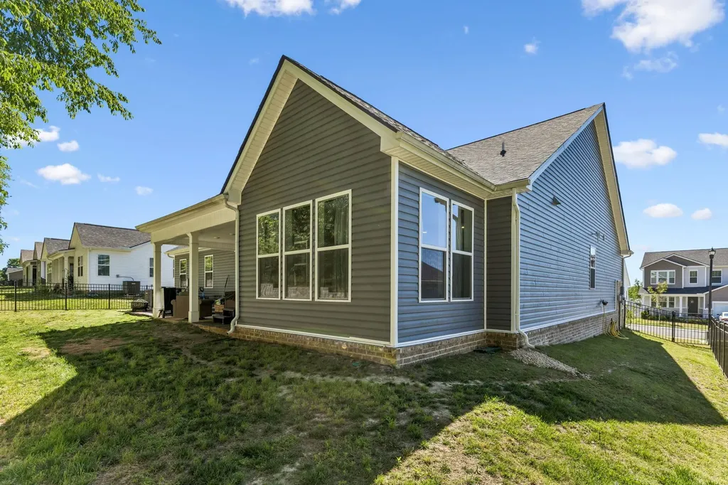 3020 Fernwood Lane Columbia TN 38401