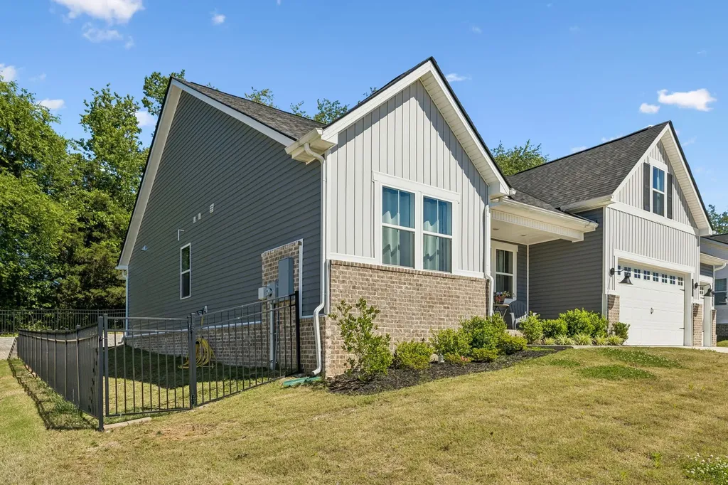 3020 Fernwood Lane Columbia TN 38401