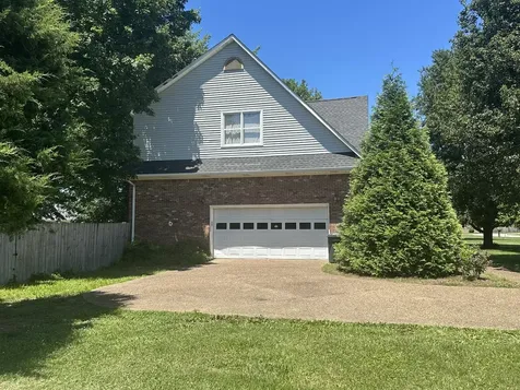 202 Quincy Drive Hopkinsville KY 42240