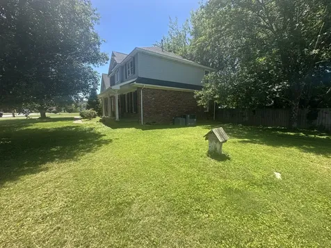 202 Quincy Drive Hopkinsville KY 42240