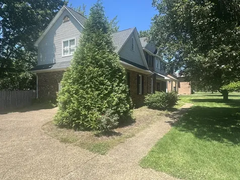 202 Quincy Drive Hopkinsville KY 42240