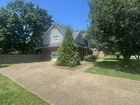 202 Quincy Drive Hopkinsville KY 42240