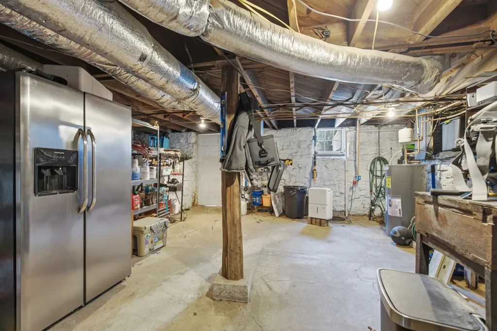 2003 Sweetbriar Avenue Nashville TN 37212