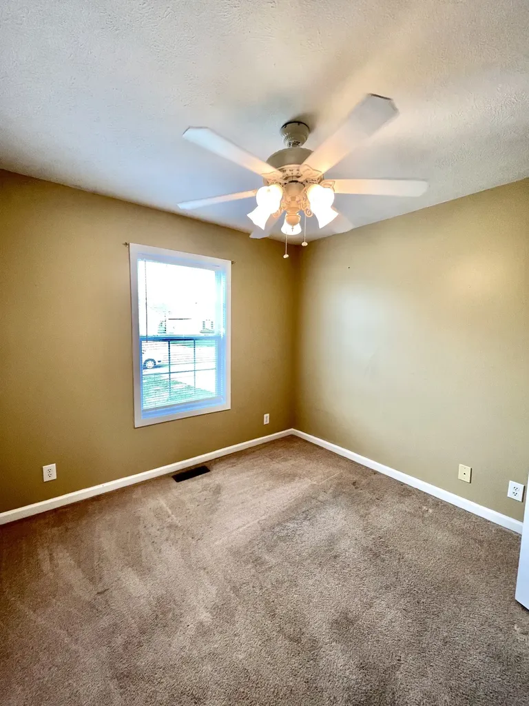 3643 Cindy Jo Dr, S Clarksville TN 37040