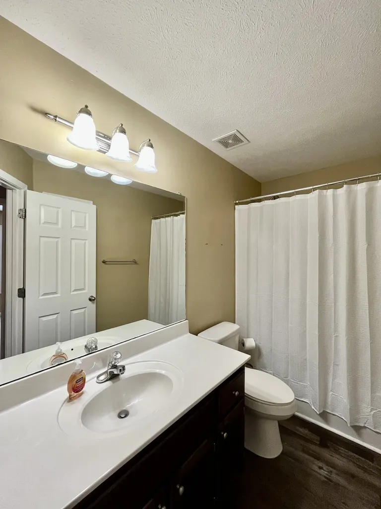 3643 Cindy Jo Dr, S Clarksville TN 37040