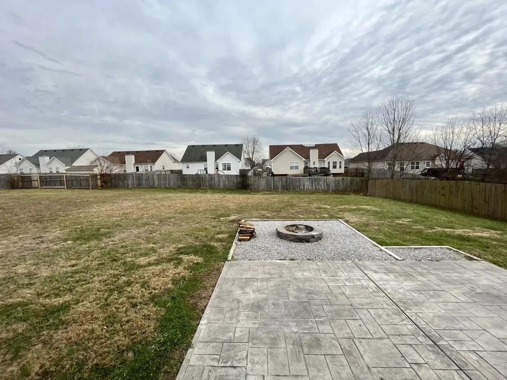 3643 Cindy Jo Dr, S Clarksville TN 37040